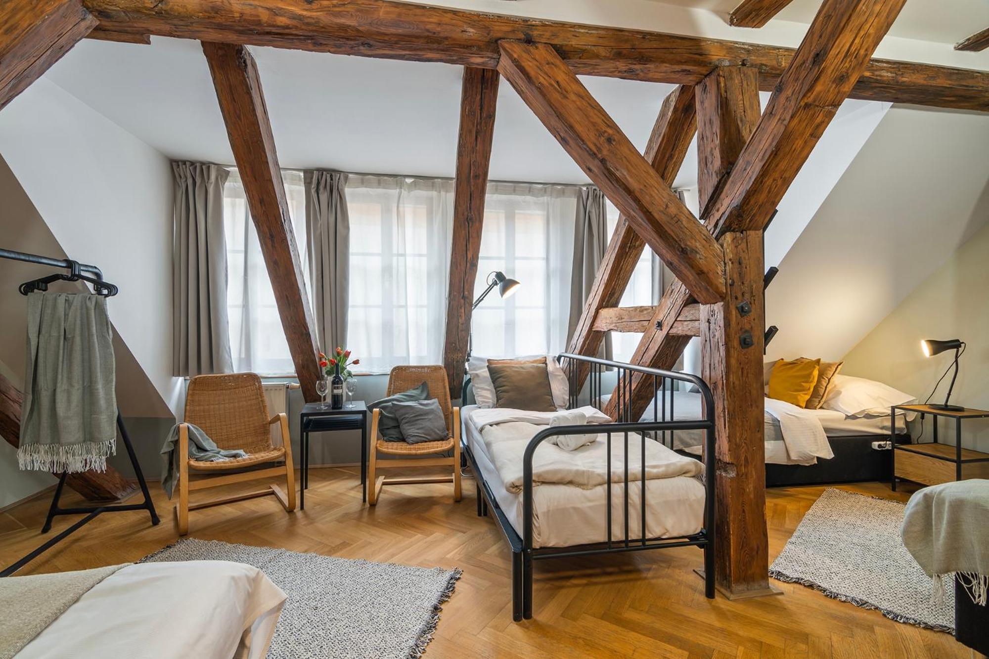 Charles Bridge Historical Apts By Michal&Friends 프라하 외부 사진